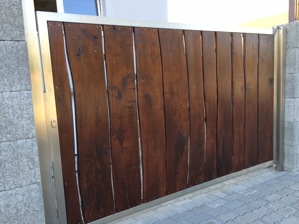 Rozsdamentes nyílókapu Rozsdamentes nyílókapu